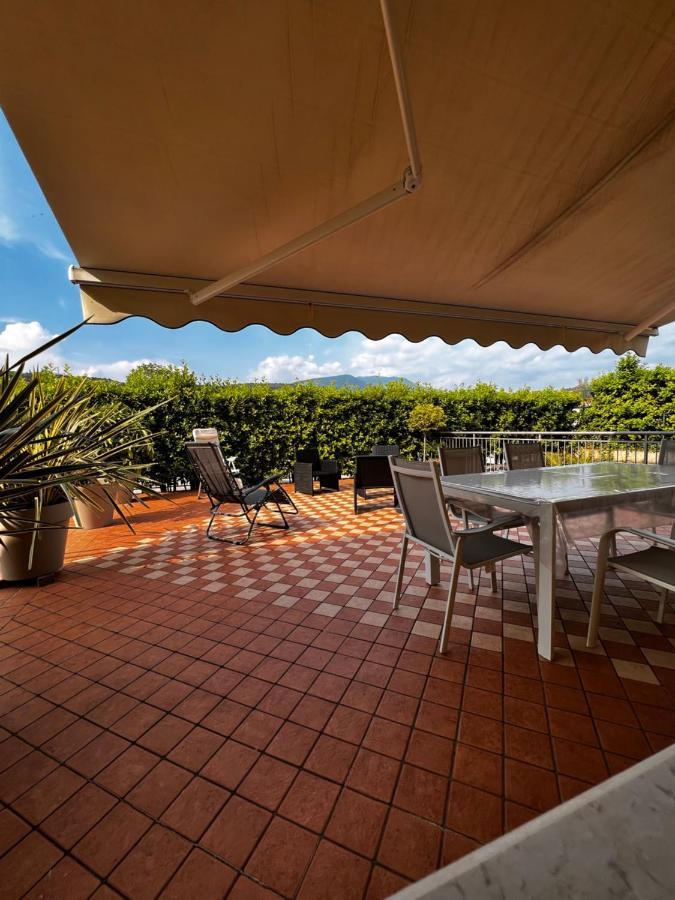 Welcome Traveller Corte Costabella Apartments Bardolino Buitenkant foto